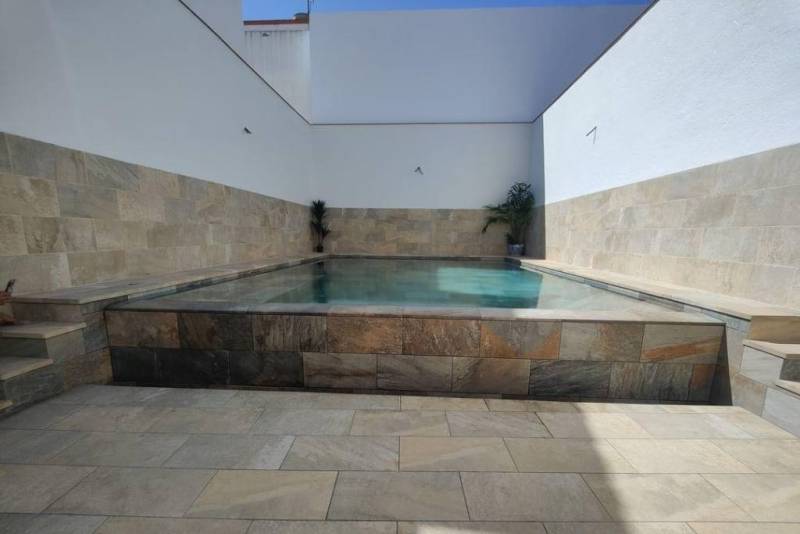 Construction d’une piscine béton sur mesure