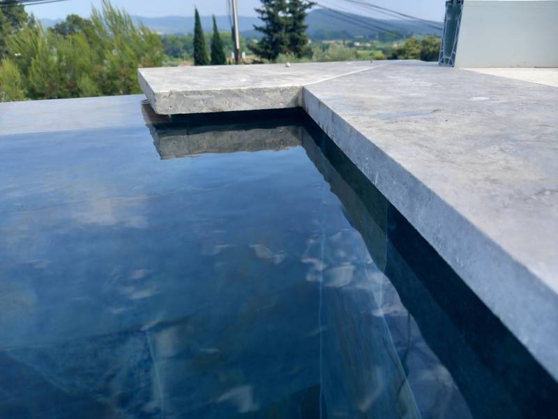 Piscine béton armé Var