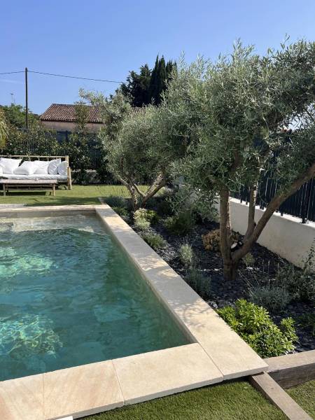 piscine béton monobloc